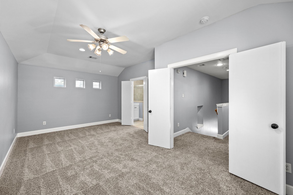 5951 S Loop East, Unit 50 Houston, TX 77033 - Photo 13 of 23