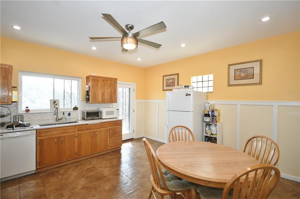 3633 Childs Street Pittsburgh, PA 15213 - Photo 11 of 25