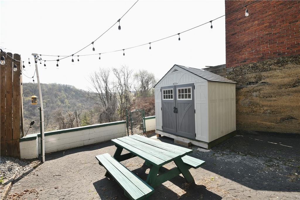 3633 Childs Street Pittsburgh, PA 15213 - Photo 21 of 25