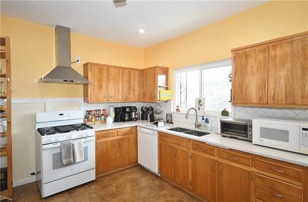 3633 Childs Street Pittsburgh, PA 15213 - Photo 9 of 25