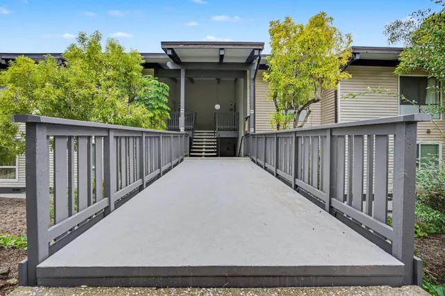 $2,745 | 19100 Crest Avenue, Unit 82, Castro Valley, CA 94546