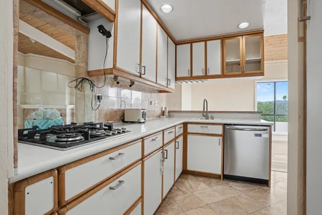 $2,745 | 19100 Crest Avenue, Unit 82, Castro Valley, CA 94546