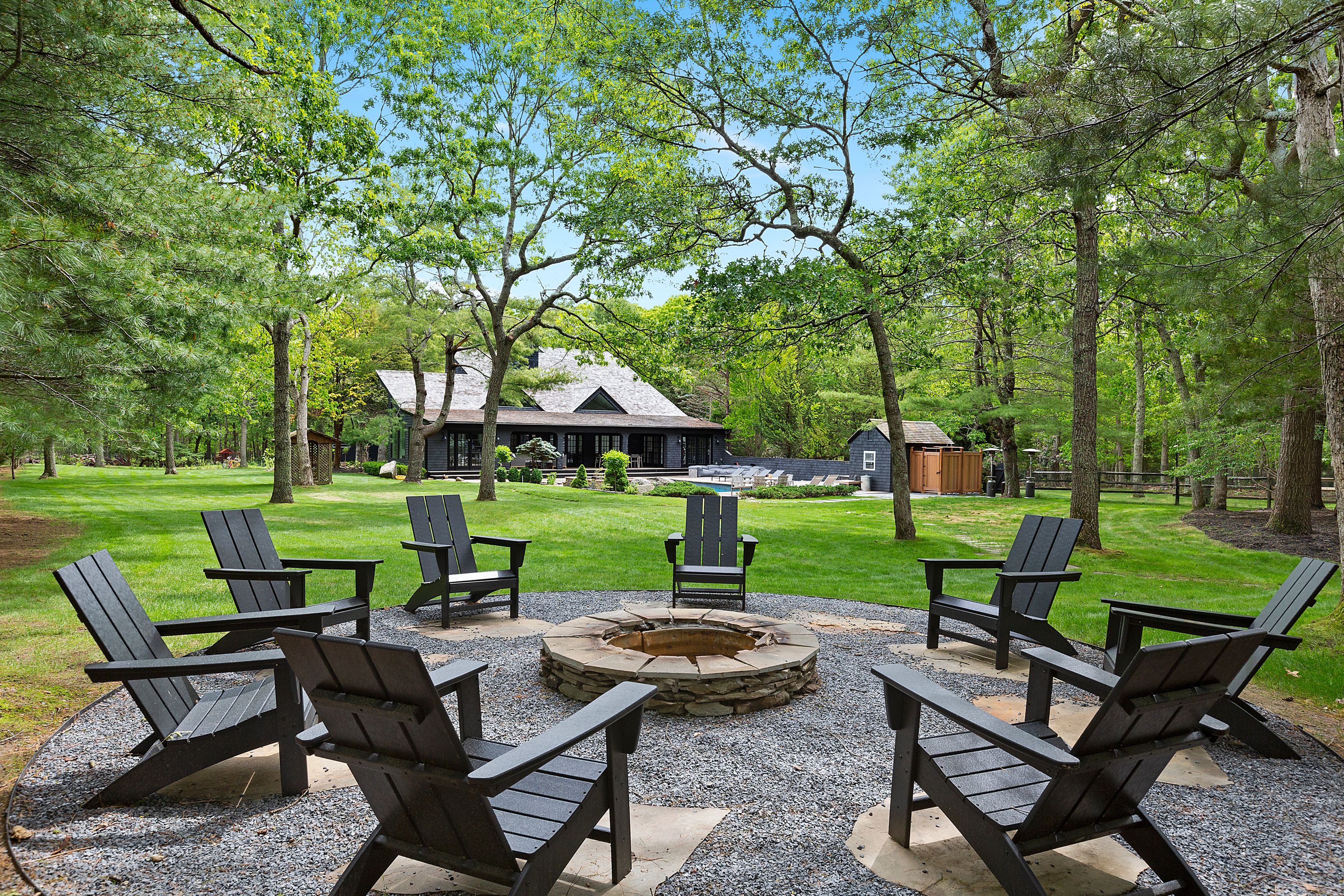 110 Merchants Path Wainscott, NY 11963 - Photo 22 of 24