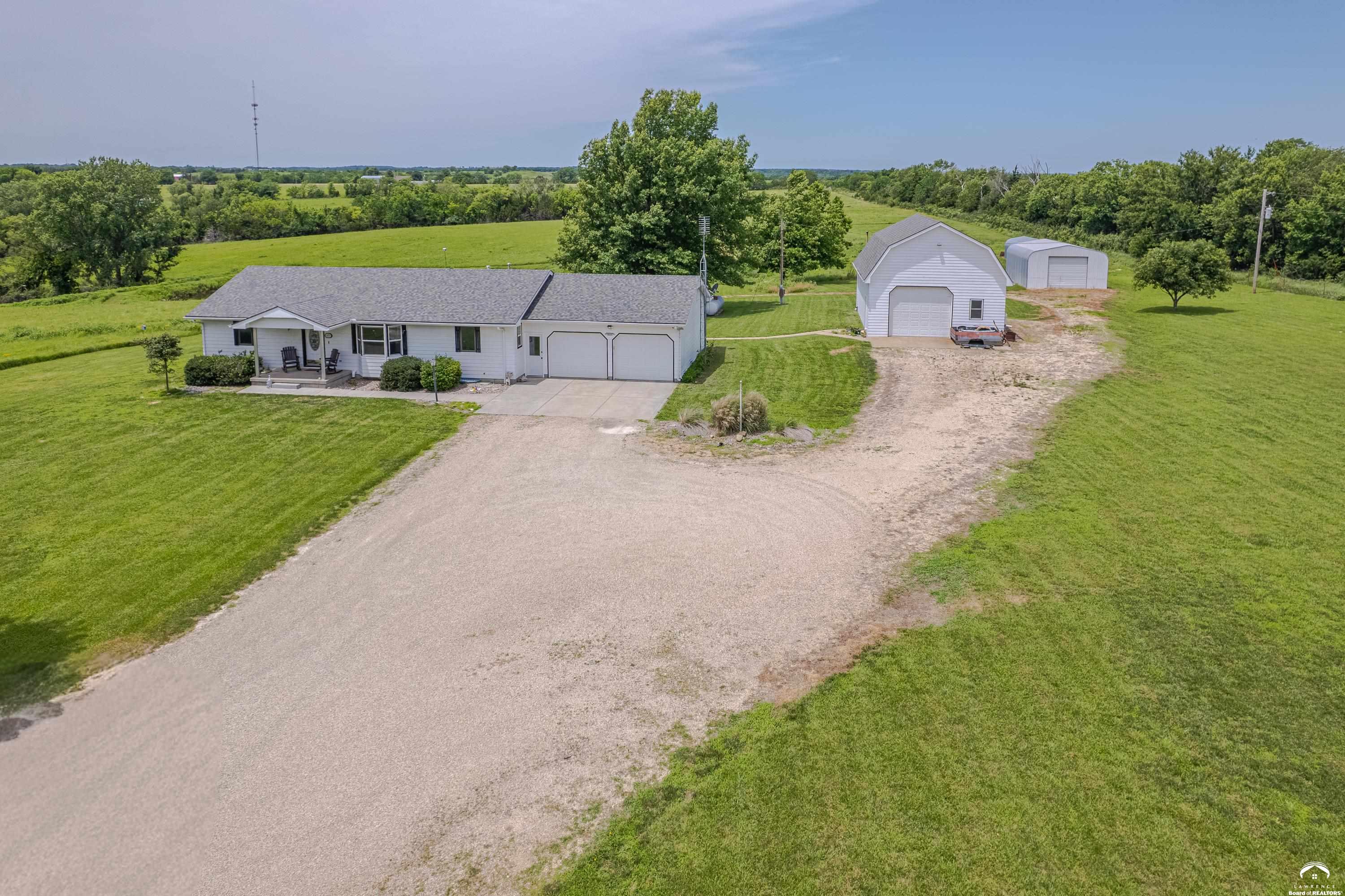 10727 Southwest Auburn Road Wakarusa, KS 66546 - Photo 44 of 62