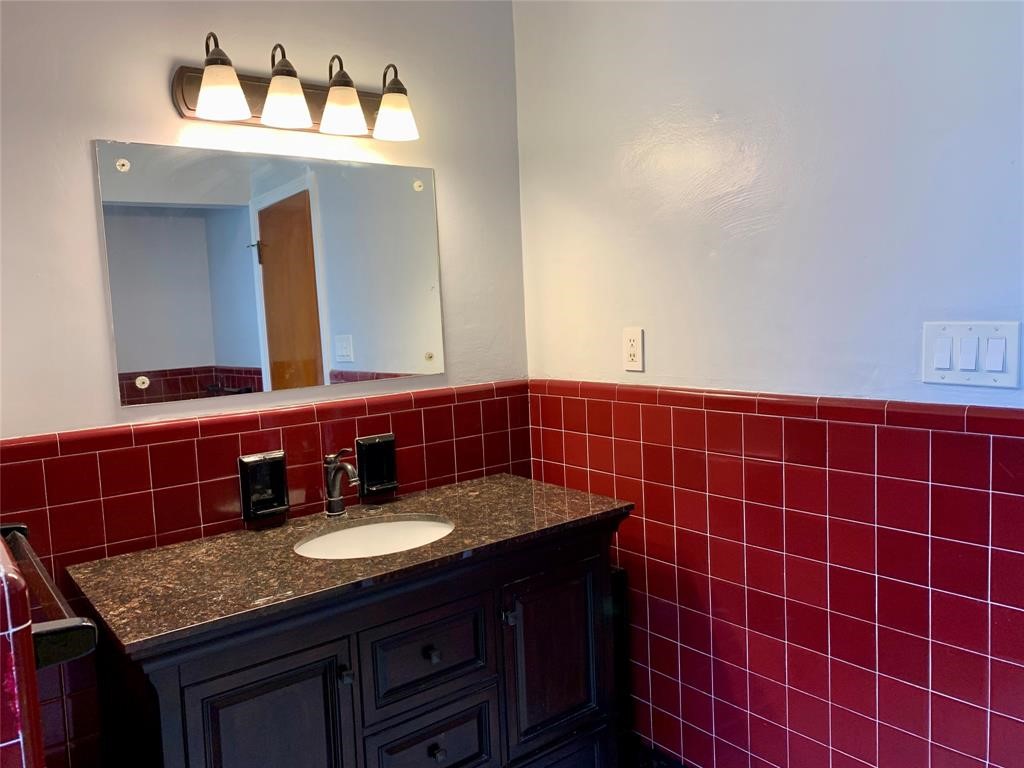 14 South Willis Avenue Endicott, NY 13760 - Photo 13 of 22