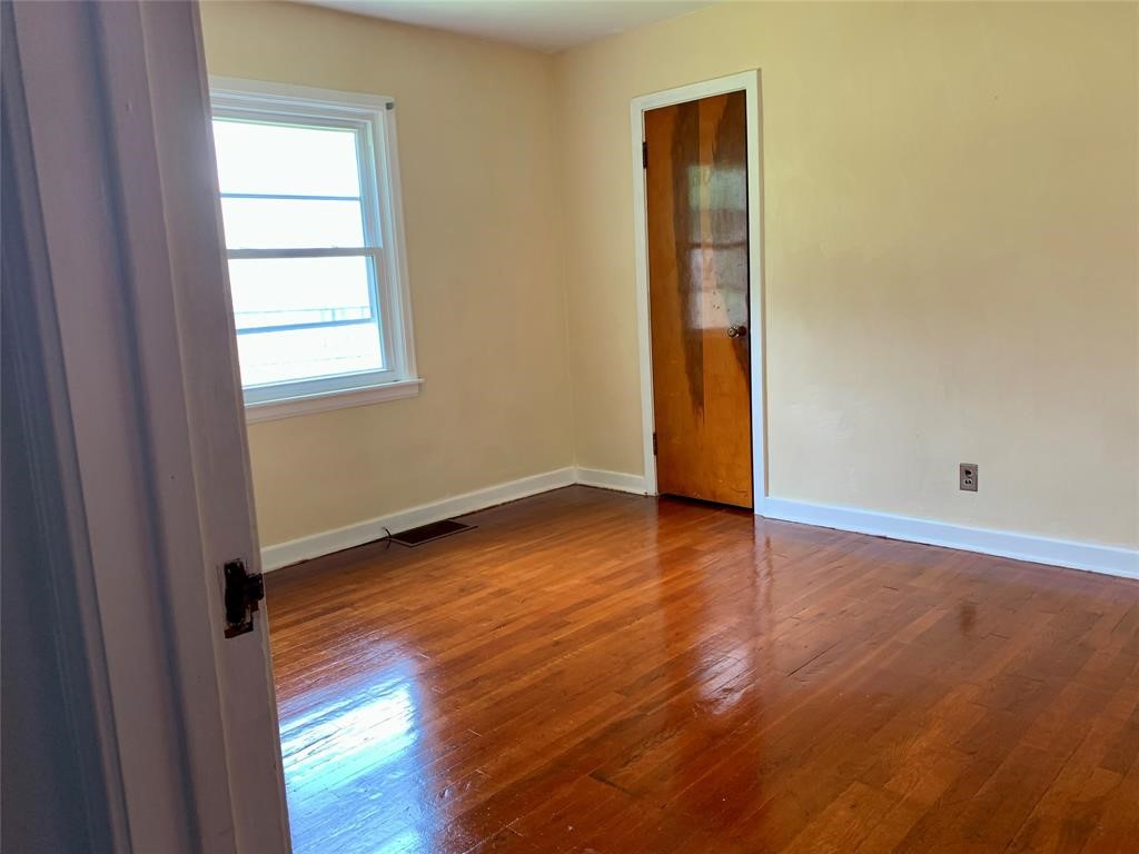 14 South Willis Avenue Endicott, NY 13760 - Photo 6 of 22