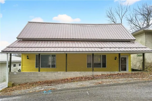 $75,000 | 3308 32nd Avenue, New Brighton, PA 15066