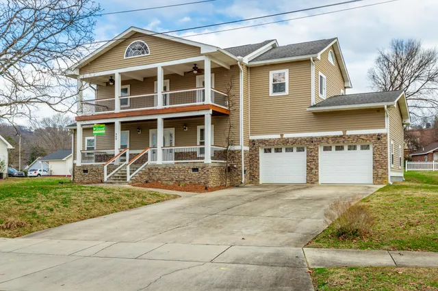 $450,000 | 360 Derby Circle, Chattanooga, TN 37404