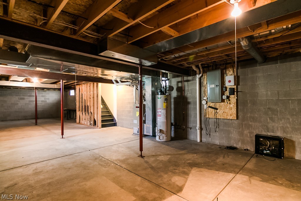4385 Sexton Road Cleveland, OH 44105 - Photo 24 of 35