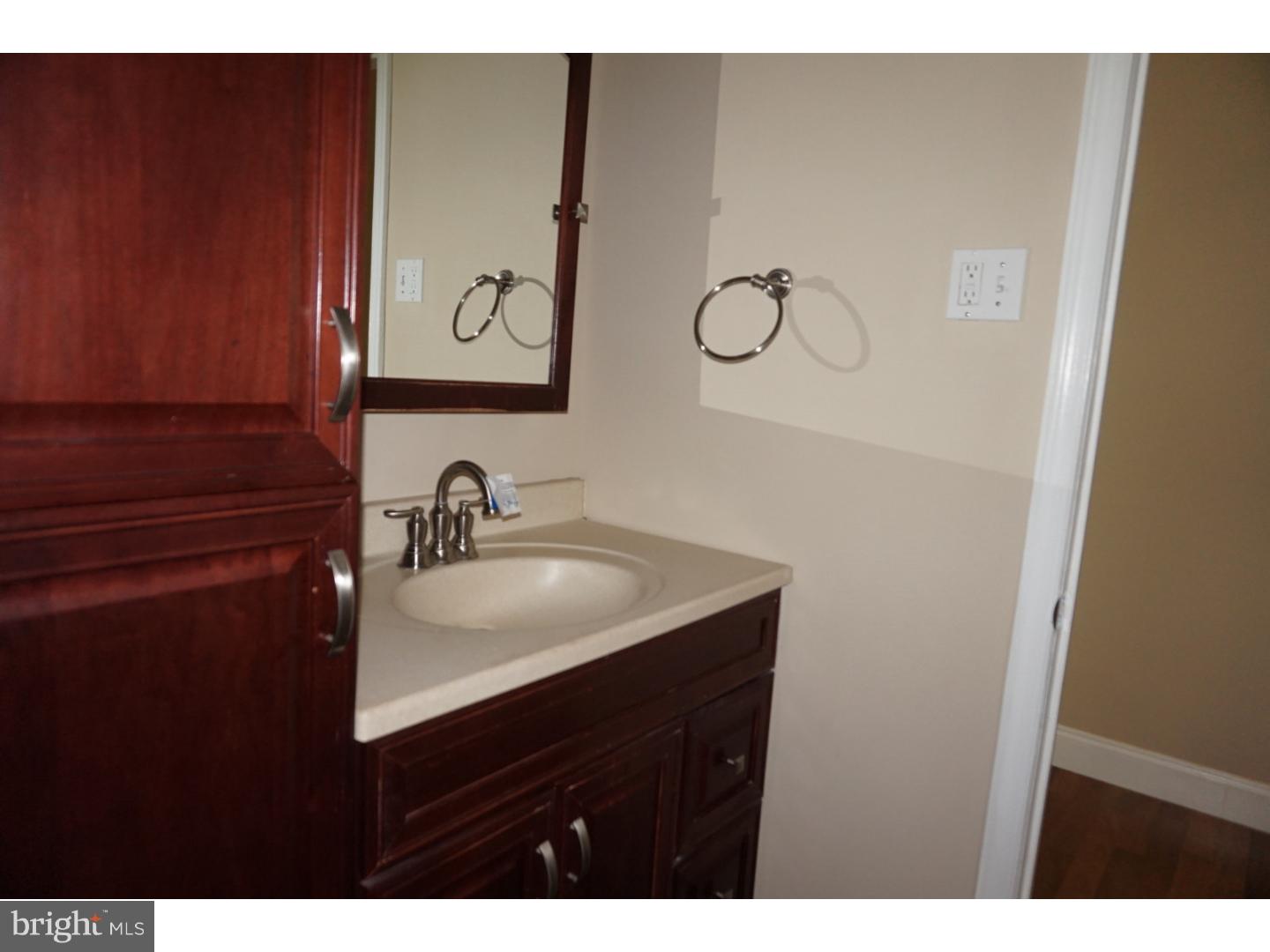 42 Suburban Boulevard Riverside, NJ 08075 - Photo 7 of 11 Gallery Image 7