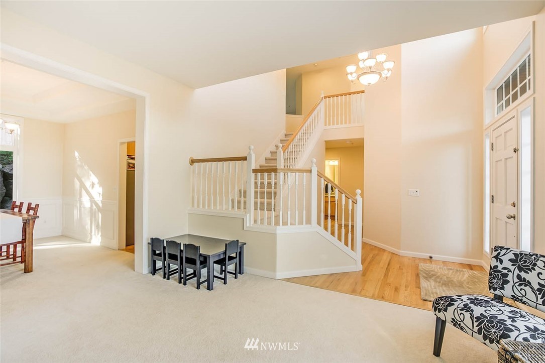 312 210 Street Southeast Bothell, WA 98021 - Photo 5 of 25