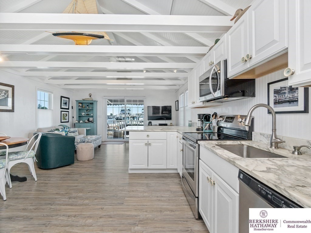 179 Bridge Road Salisbury, MA 01952 - Photo 7 of 19