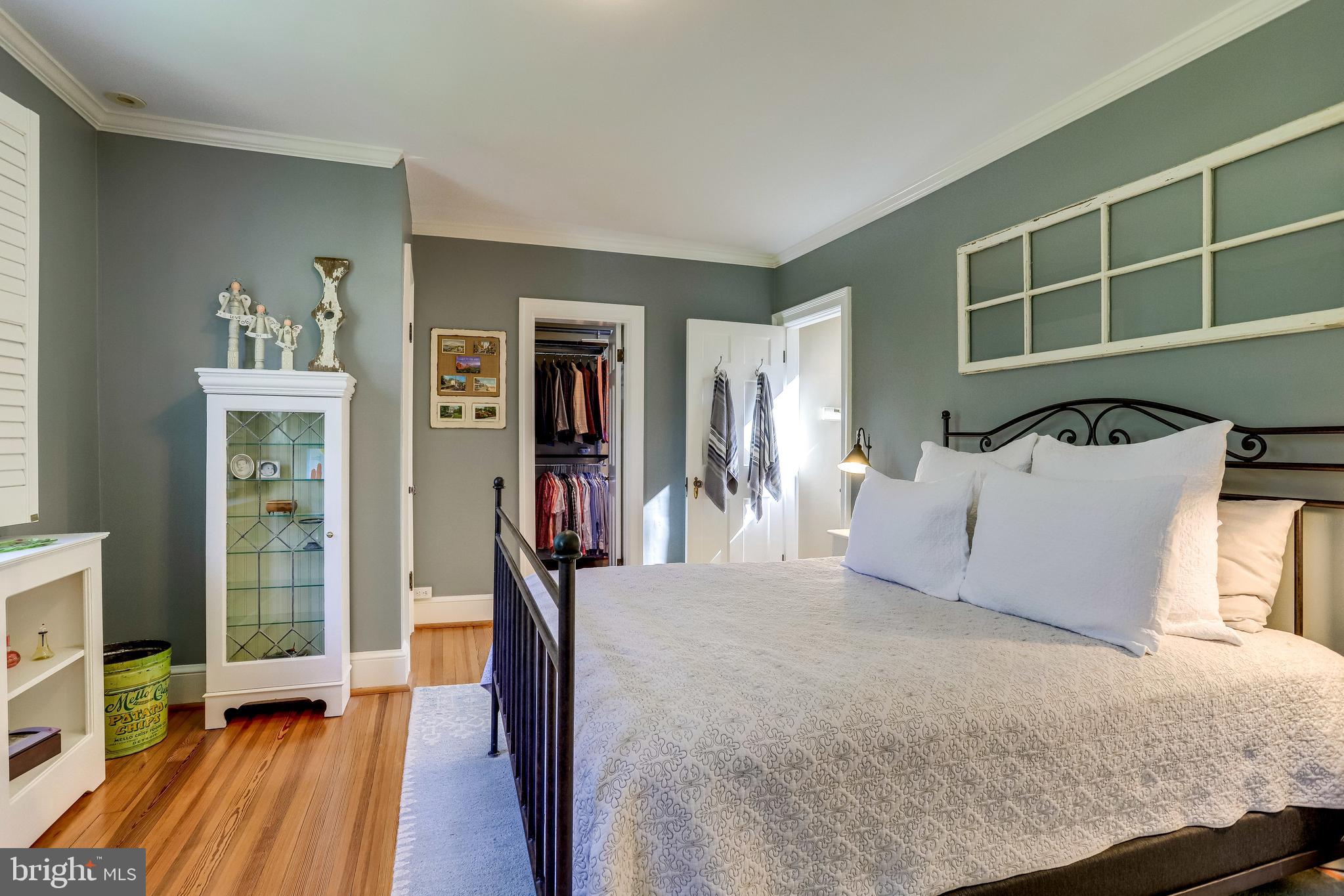 4924 Little Falls Road Arlington, VA 22207 - Photo 29 of 55 Ample Space for Bed, Dressers, Etc.