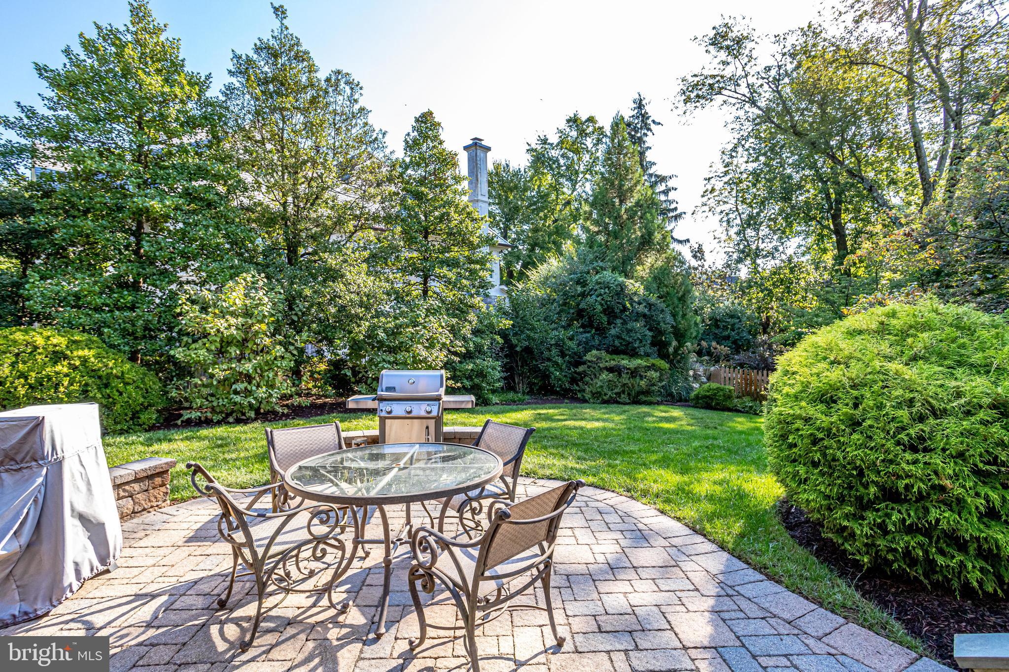 4924 Little Falls Road Arlington, VA 22207 - Photo 55 of 55 Patio and Yard