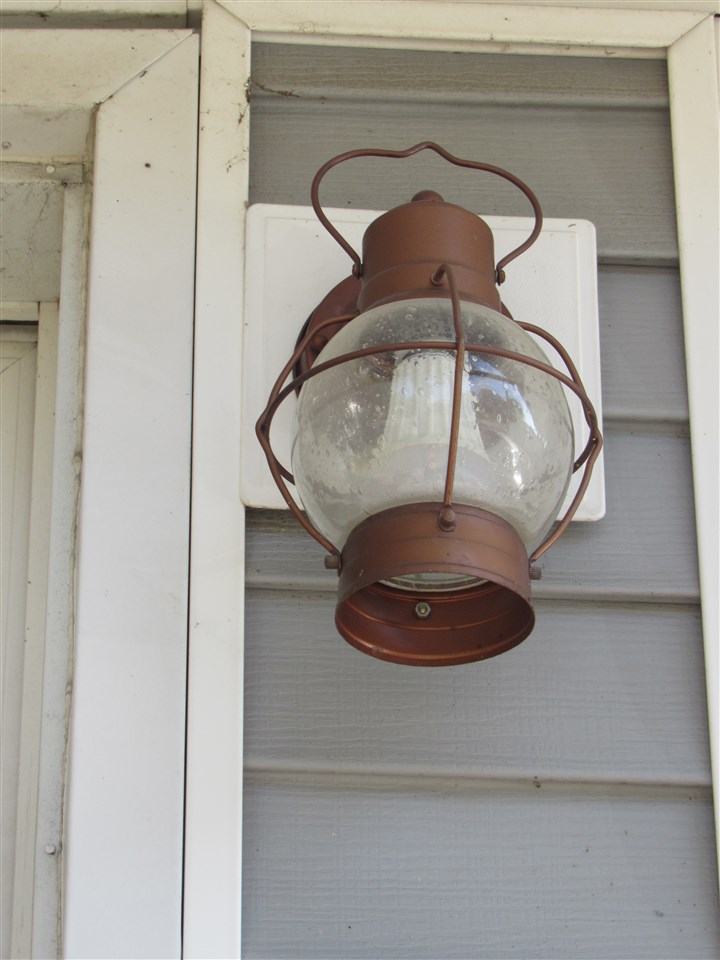 221 West Rugg Street Decatur, IN 46733 - Photo 3 of 36