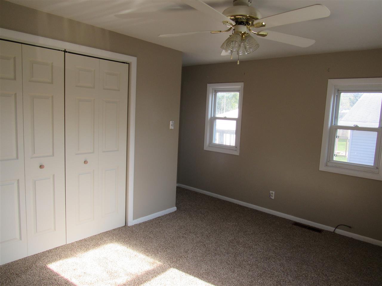 221 West Rugg Street Decatur, IN 46733 - Photo 23 of 36