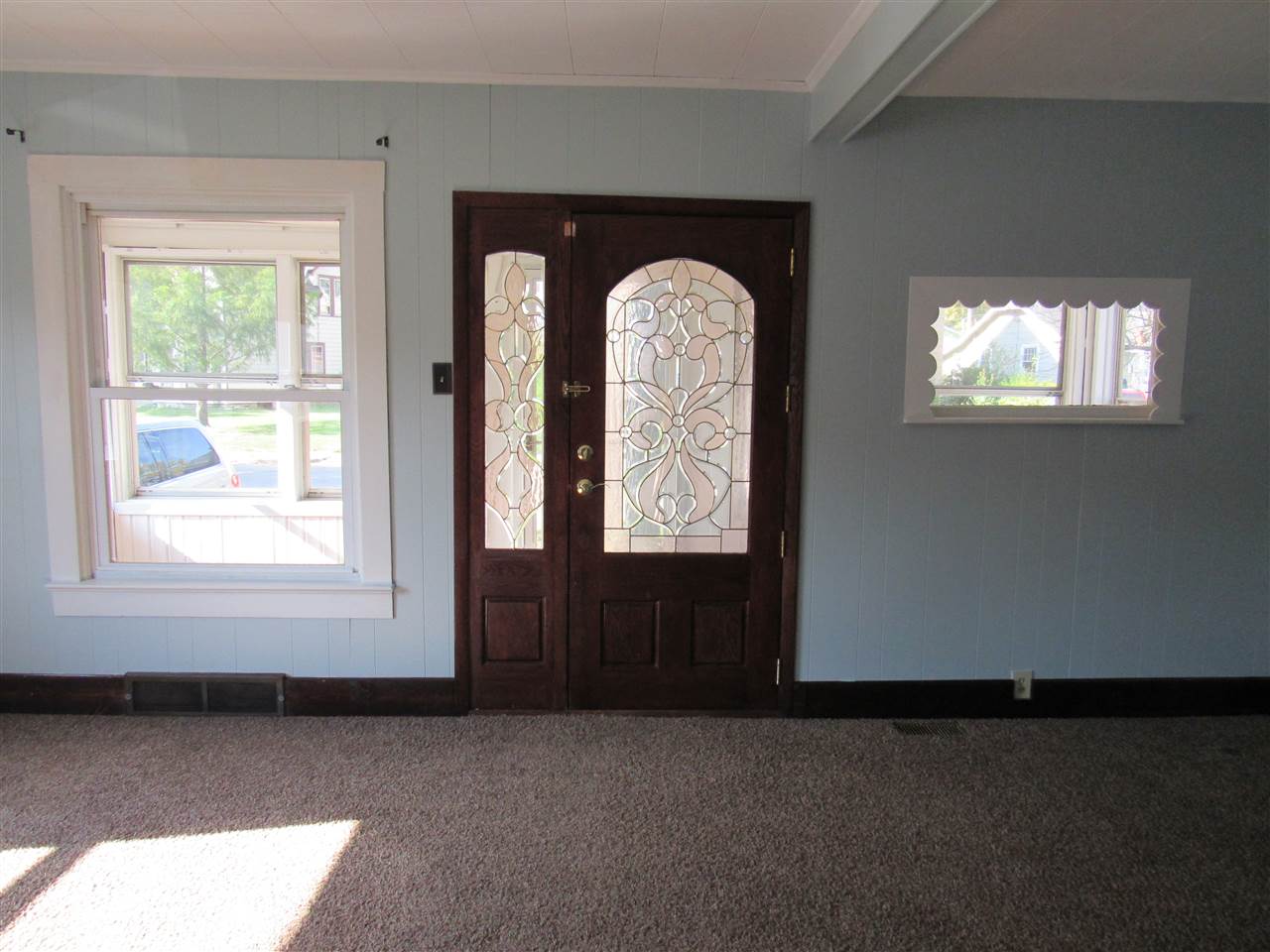 221 West Rugg Street Decatur, IN 46733 - Photo 6 of 36