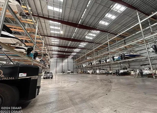 a view of a parking space