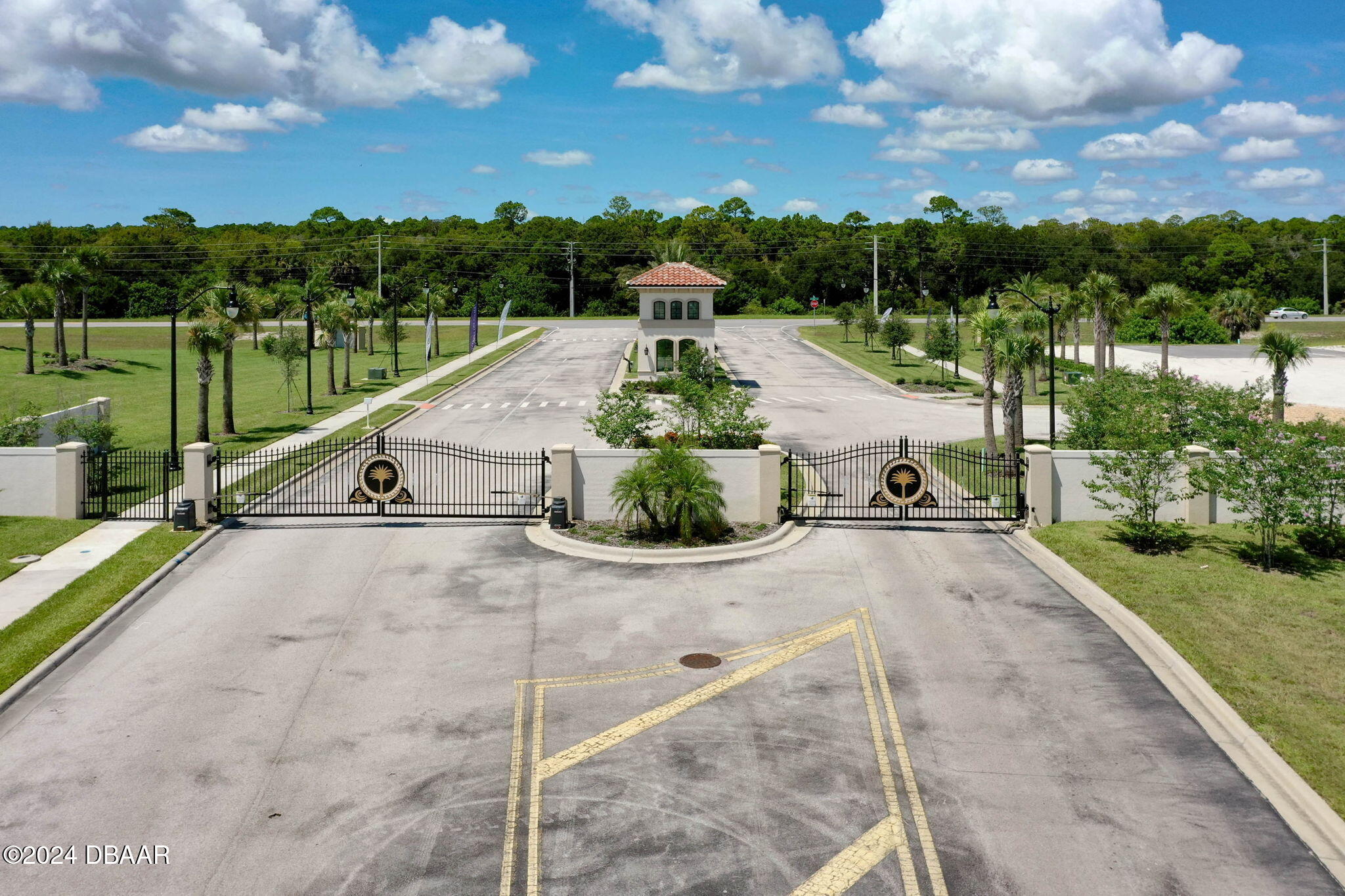 10 Rio Vista Drive Palm Coast, FL 32137 - Photo 3 of 39 a view of a park with a large trees
