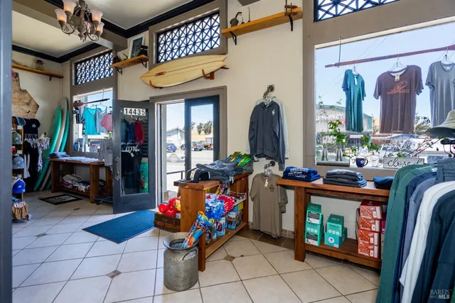 a view of walk in closet