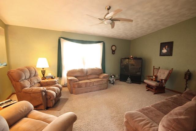 23780 Farmdale Road Washington, IL 61571 - Photo 5 of 15 Gallery Image 5