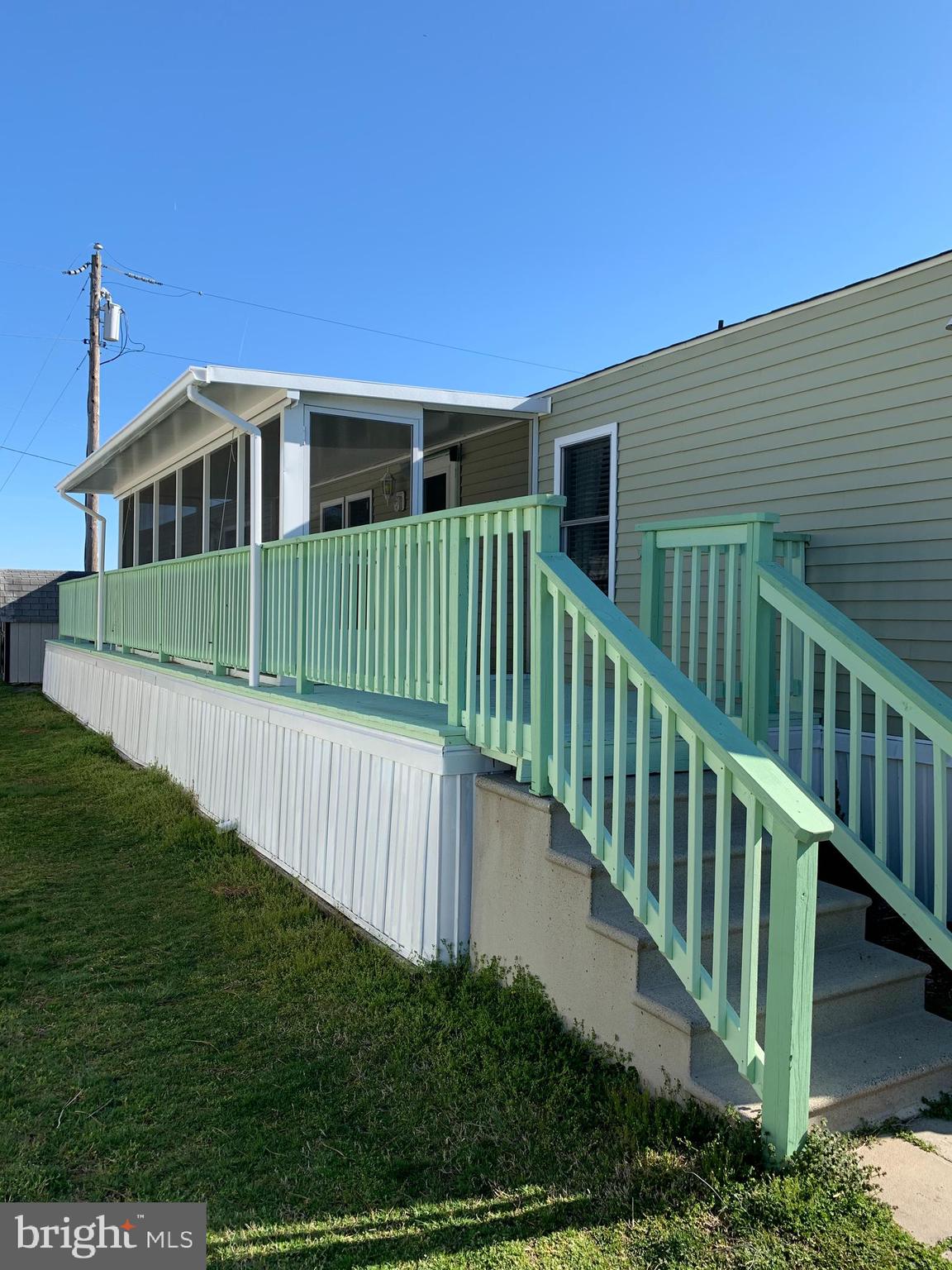 37953 Quail Road, Unit 53281 Ocean View, DE 19970 - Photo 3 of 14 Large Deck