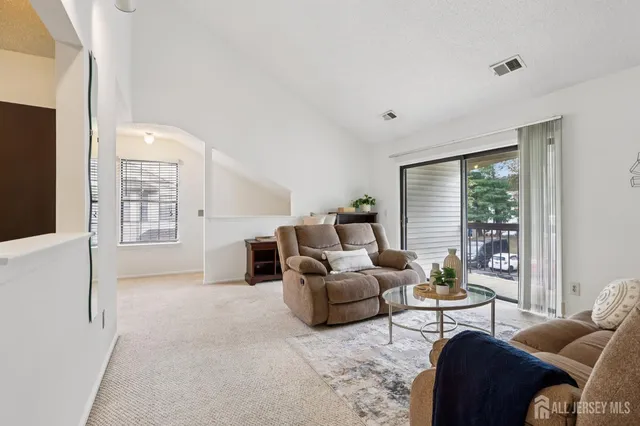 $365,000 | 3015 Lighthouse Lane, Parlin, NJ 08859