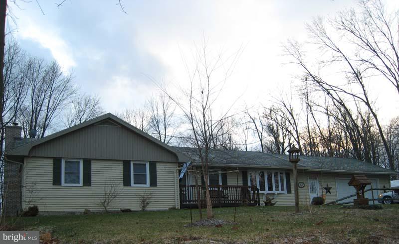 226 Park Avenue Lititz, PA 17543 - Photo 1 of 9 Gallery Image 1