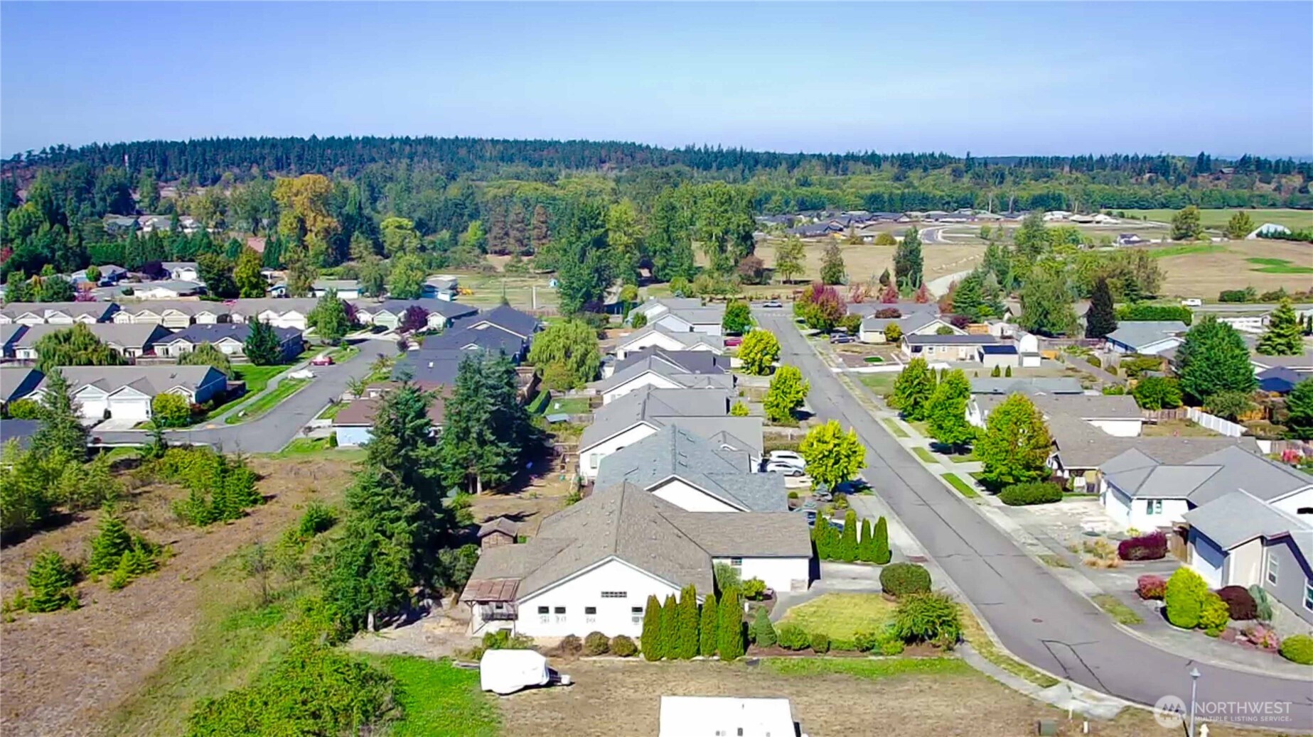 660 Elk Loop Sequim, WA 98382 - Photo 35 of 36