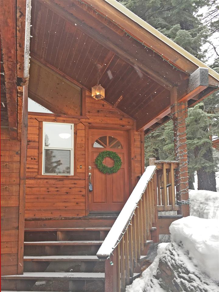 10635 Heather Road Truckee, CA 96161 - Photo 3 of 14 Gallery Image 3