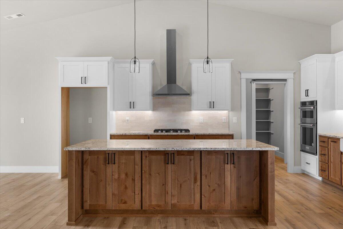 1757 River Run Street Central Point, OR 97502 - Photo 17 of 52 15-CI_0351