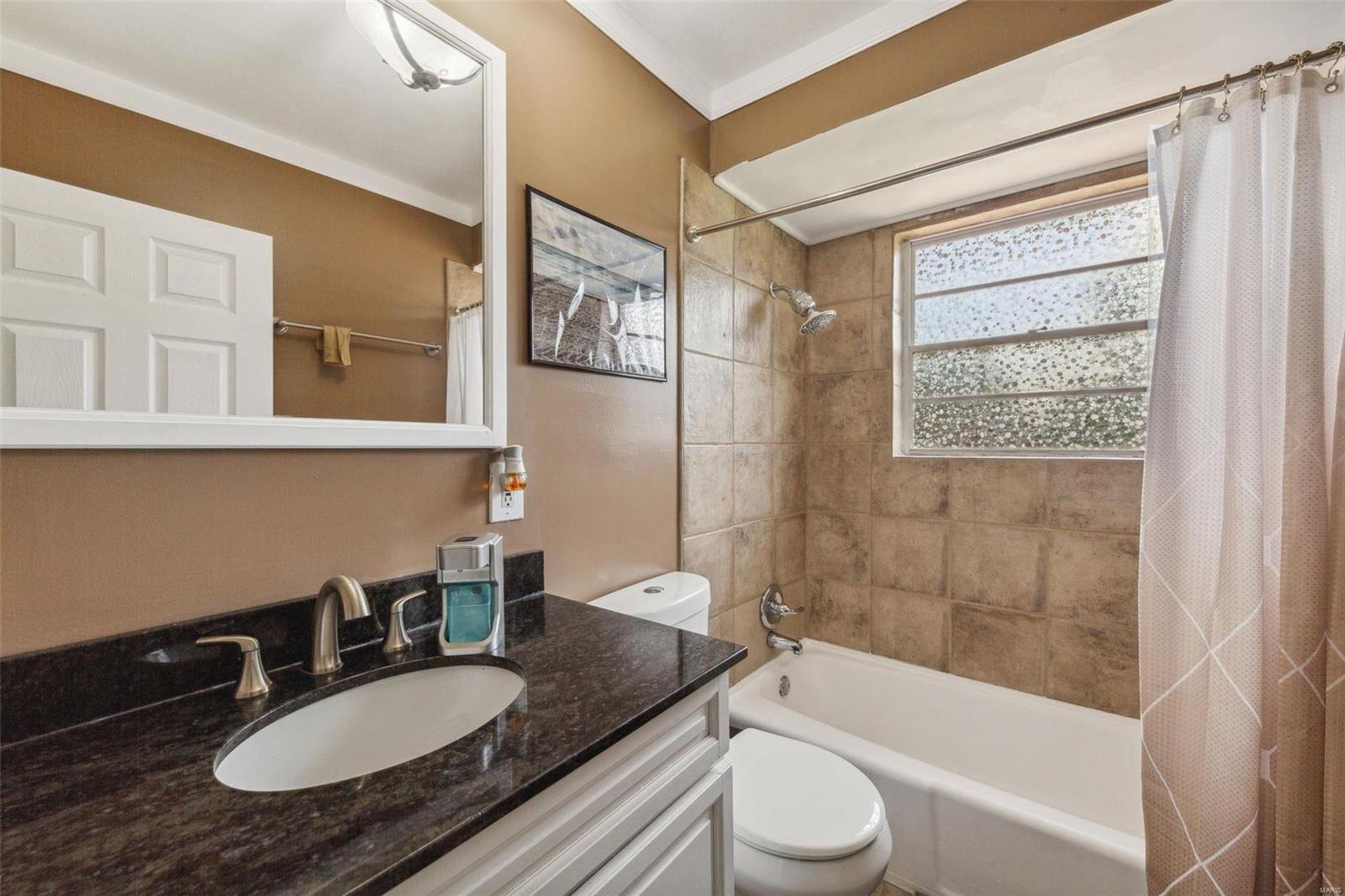 11736 Bellefontaine Road St. Louis, MO 63138 - Photo 10 of 19
