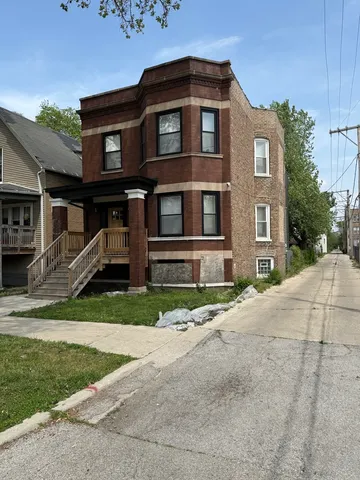 $385,000 | 7843 South Marquette Avenue, Chicago, IL 60649