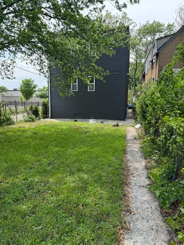 $385,000 | 7843 South Marquette Avenue, Chicago, IL 60649