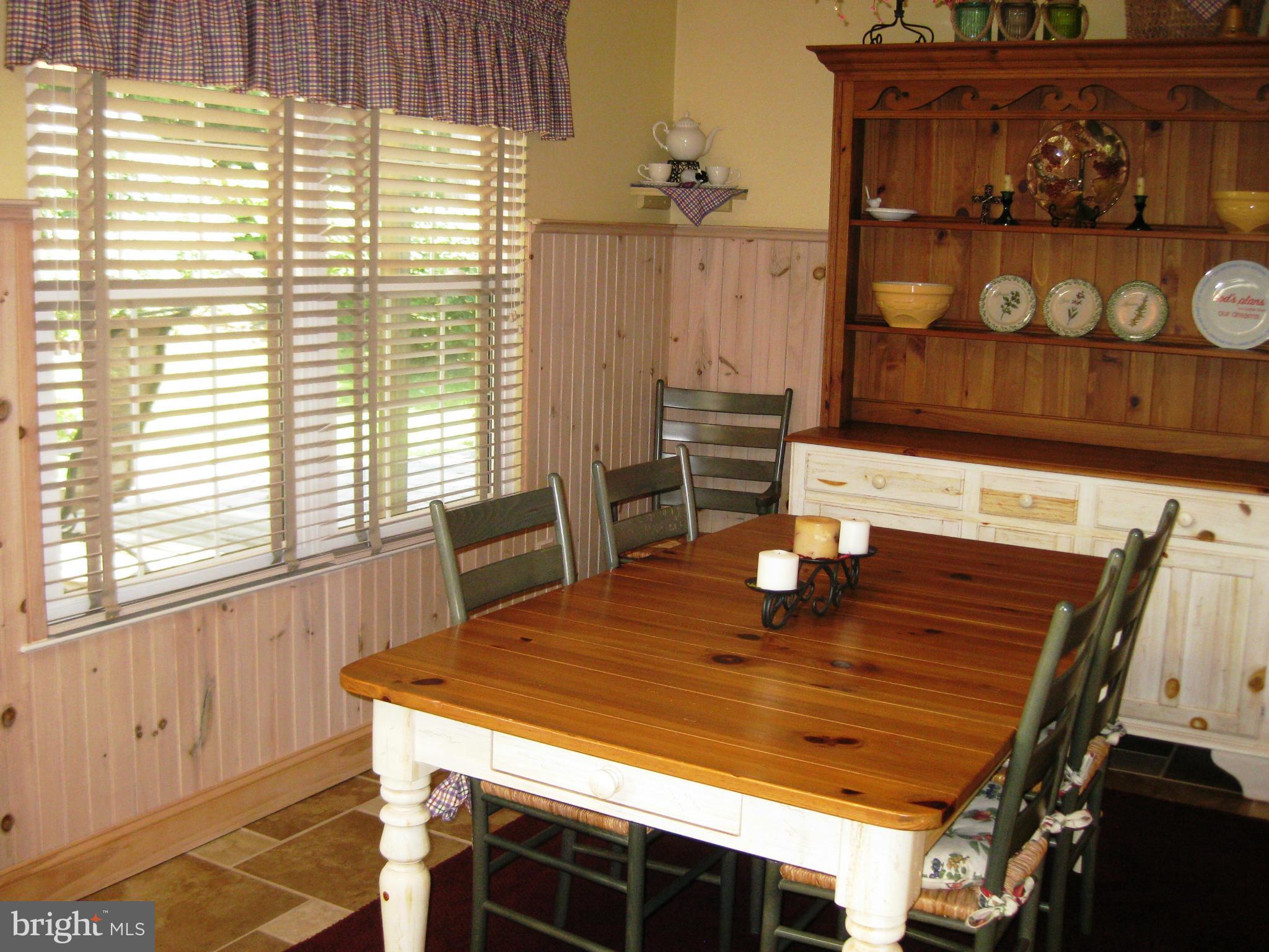 809 Potomac Ridge Court Sterling, VA 20164 - Photo 13 of 30 Dining Room
