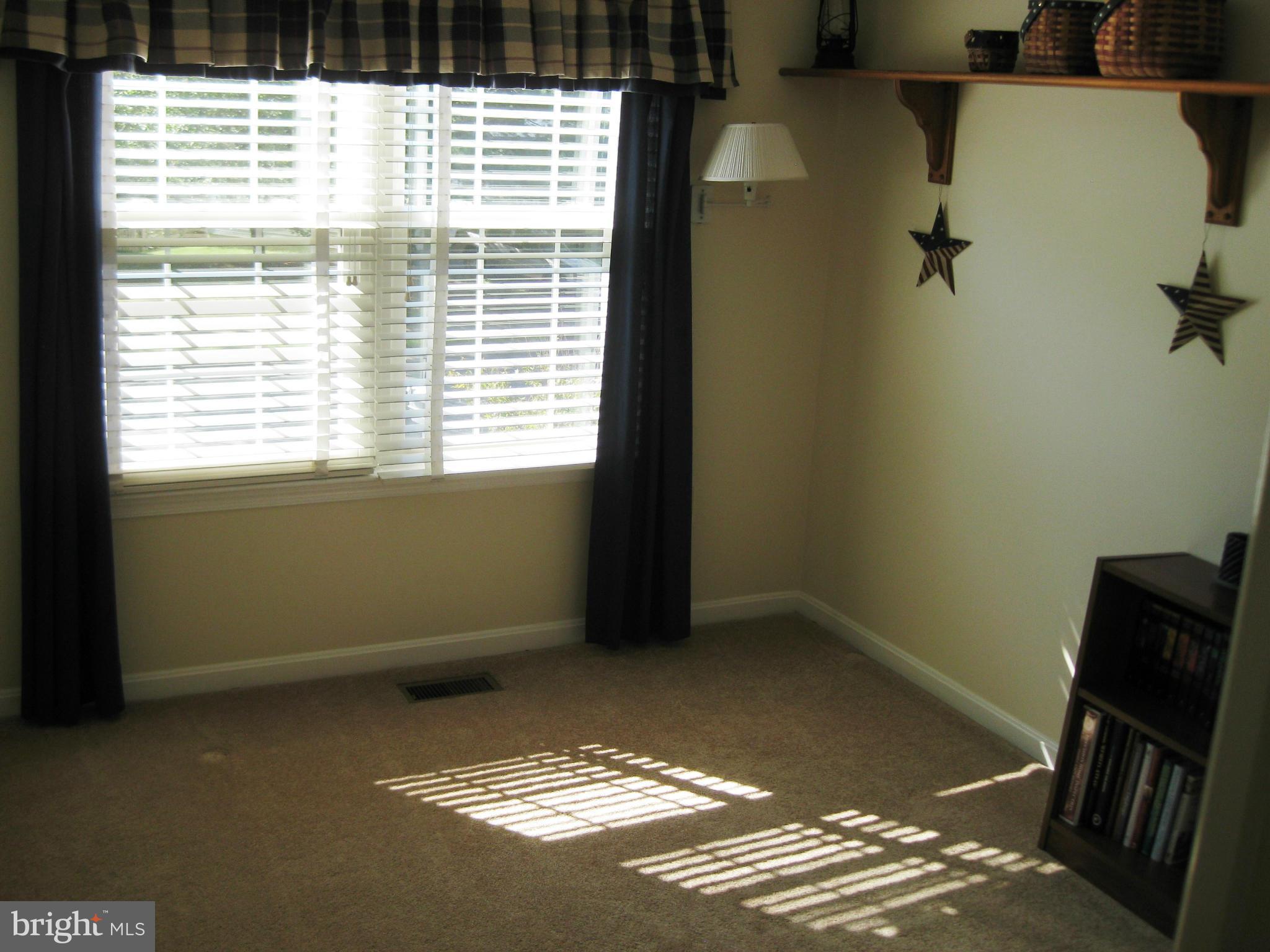 809 Potomac Ridge Court Sterling, VA 20164 - Photo 21 of 30 Bedroom 2