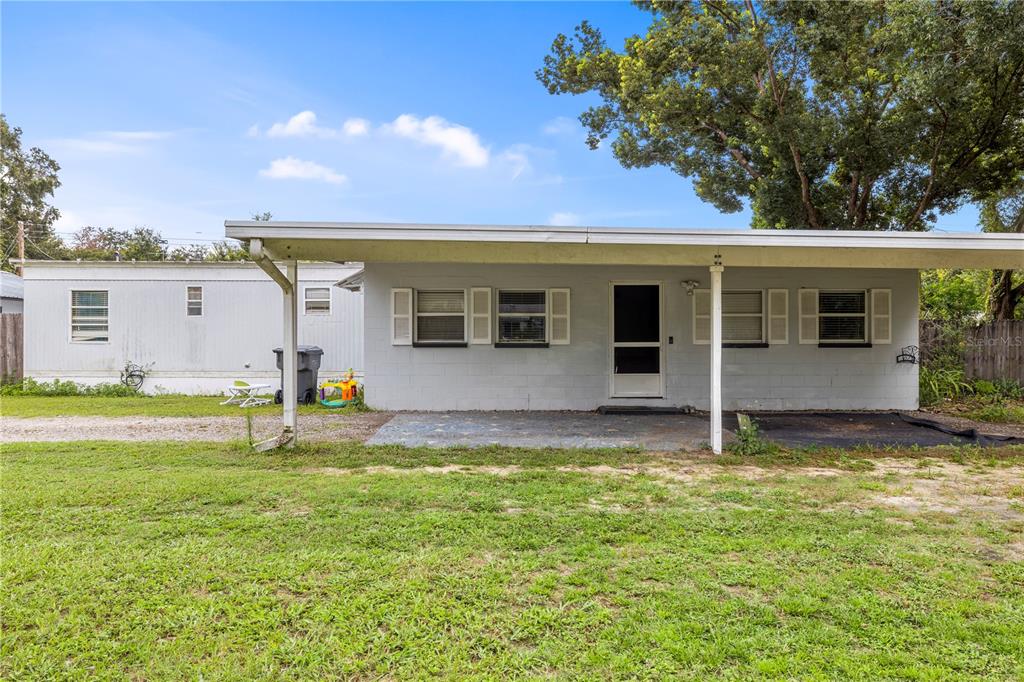 1733 Oakland Road West Lakeland, FL 33801 - Photo 3 of 46 Gallery Image 3