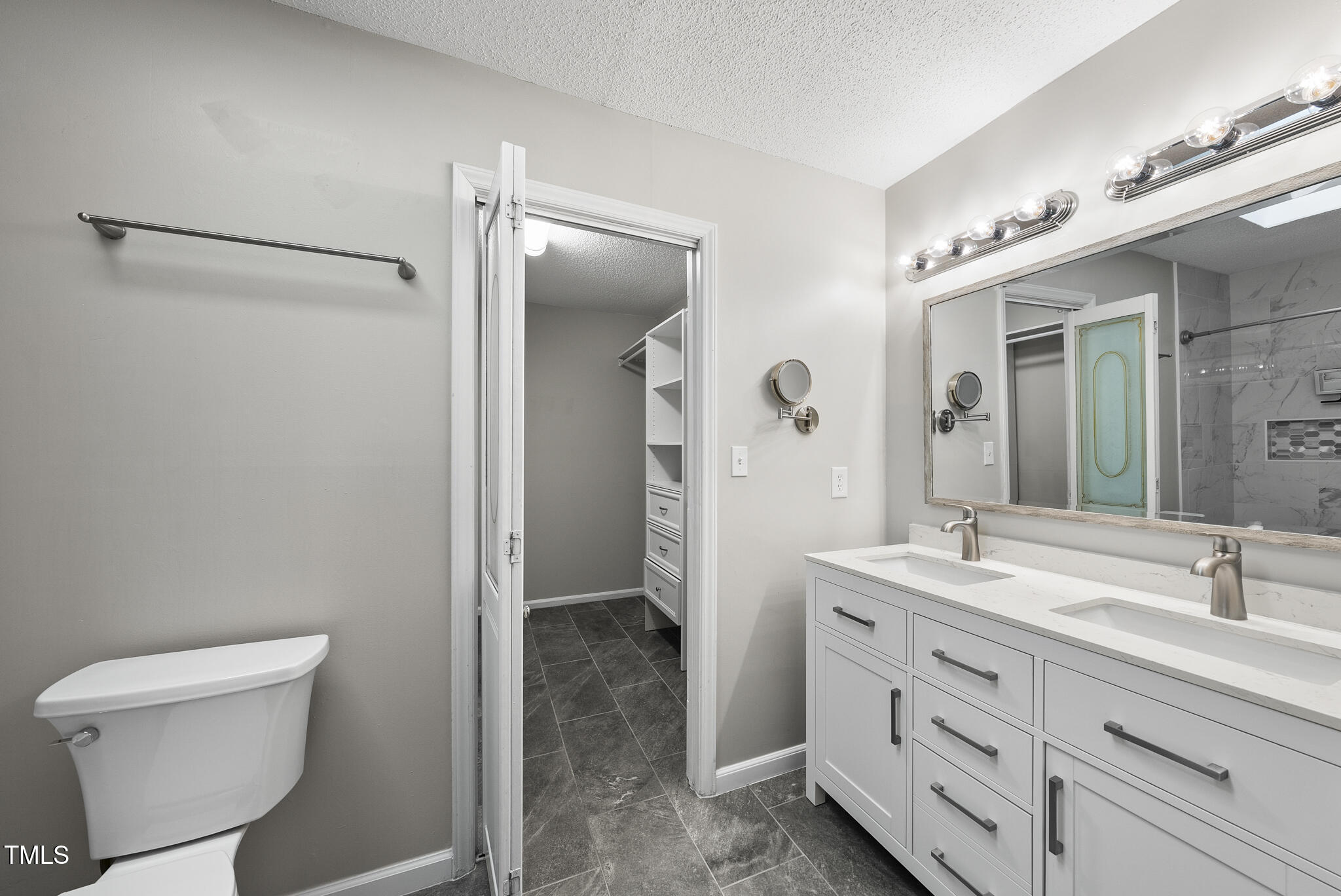 2717 Kempsford Place Raleigh, NC 27604 - Photo 22 of 34 DSC04597