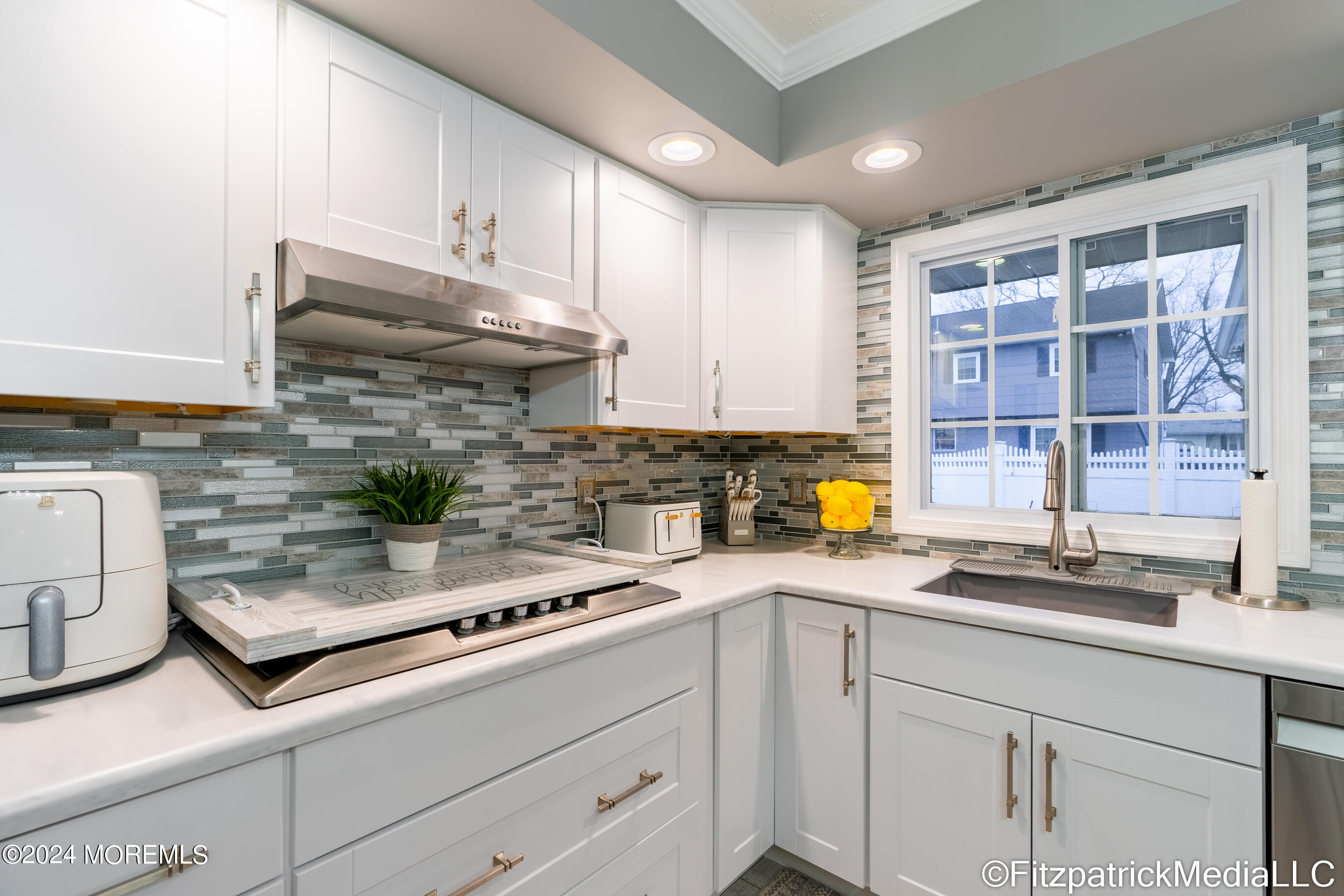 648 Thoroughfare Road Brick, NJ 08724 - Photo 11 of 40 Kitchen pic 2