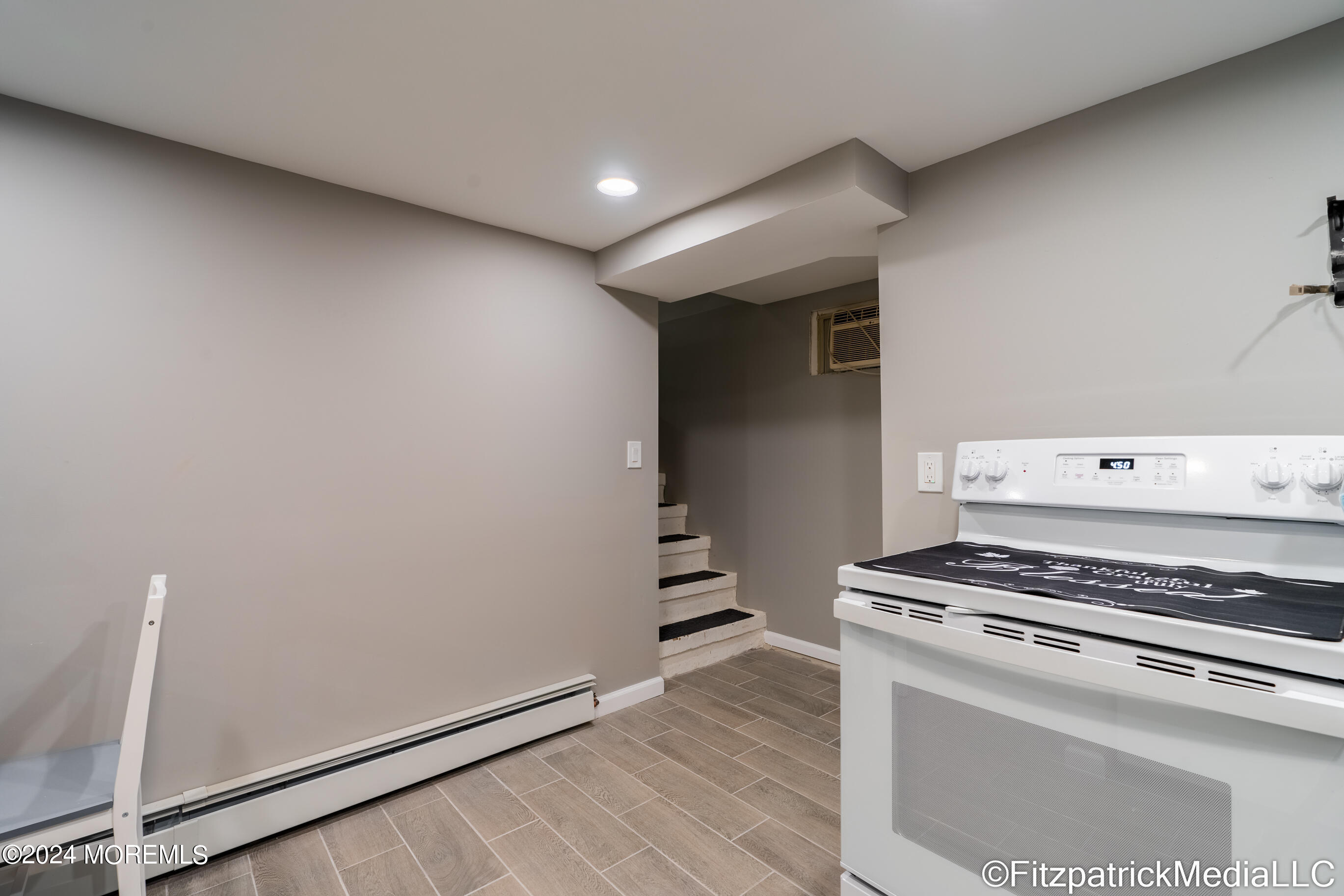 648 Thoroughfare Road Brick, NJ 08724 - Photo 28 of 40 Basement kitchenette