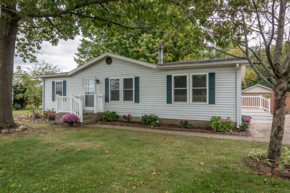45379 County Road 352 Decatur, MI 49045 - Photo 2 of 55 45379CR352-54
