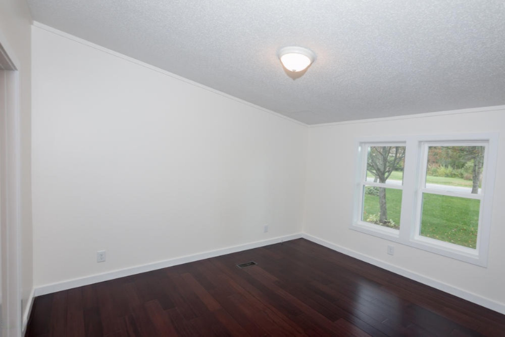 45379 County Road 352 Decatur, MI 49045 - Photo 23 of 55 Master bed a