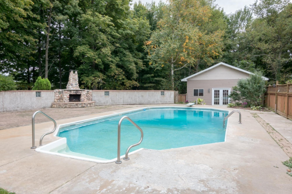 45379 County Road 352 Decatur, MI 49045 - Photo 45 of 55 Pool a