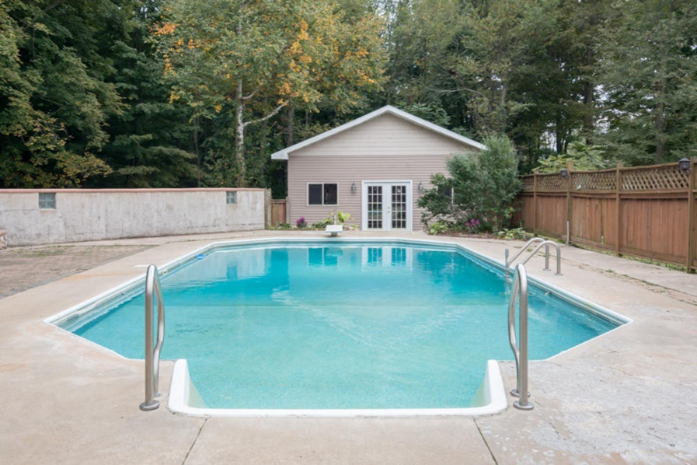 45379 County Road 352 Decatur, MI 49045 - Photo 46 of 55 Pool