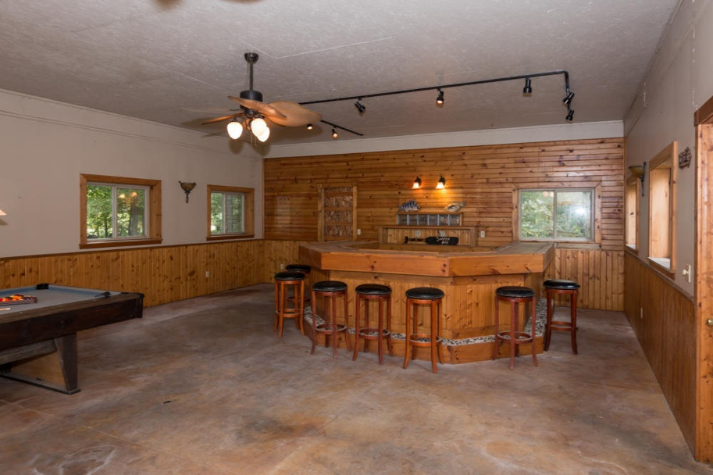 45379 County Road 352 Decatur, MI 49045 - Photo 50 of 55 Pool house b