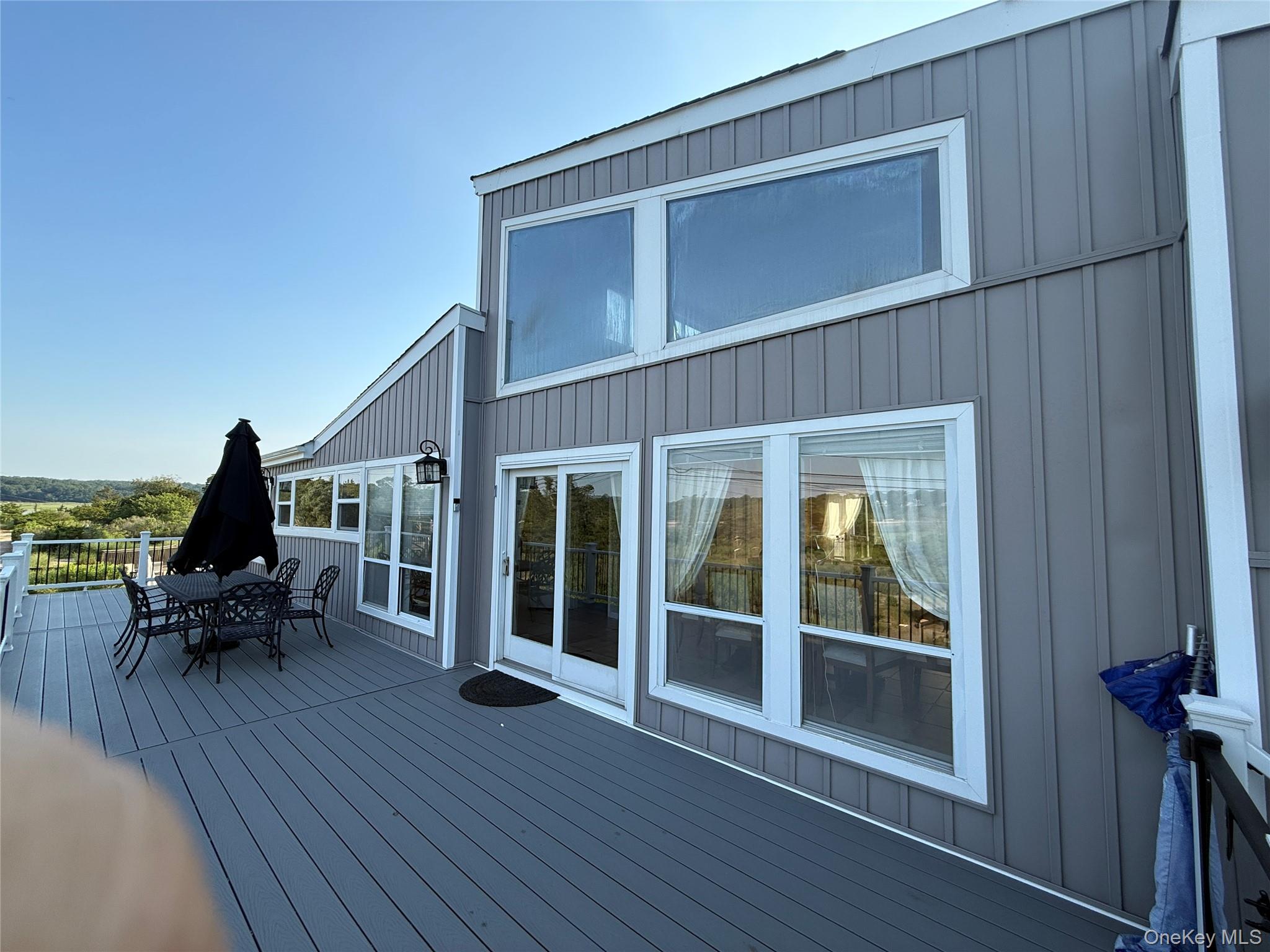 588 Long Beach Road Nissequogue, NY 11780 - Photo 6 of 35