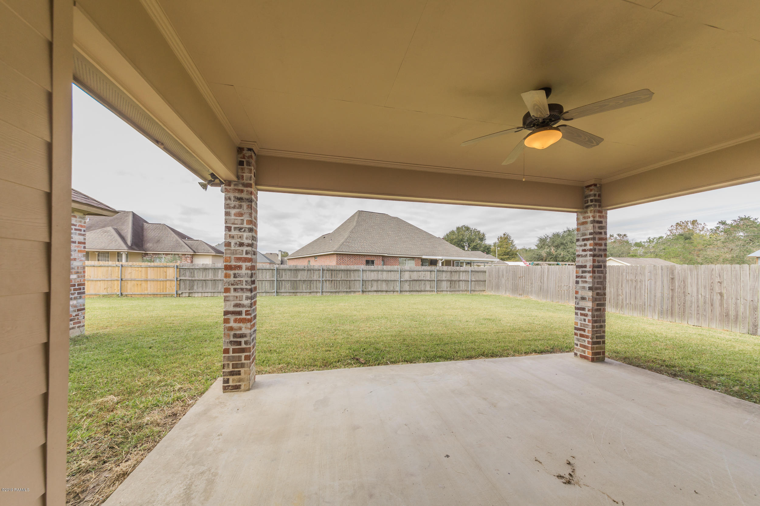 402 Gayle Road Carencro, LA 70520 - Photo 12 of 37 Gallery Image 12