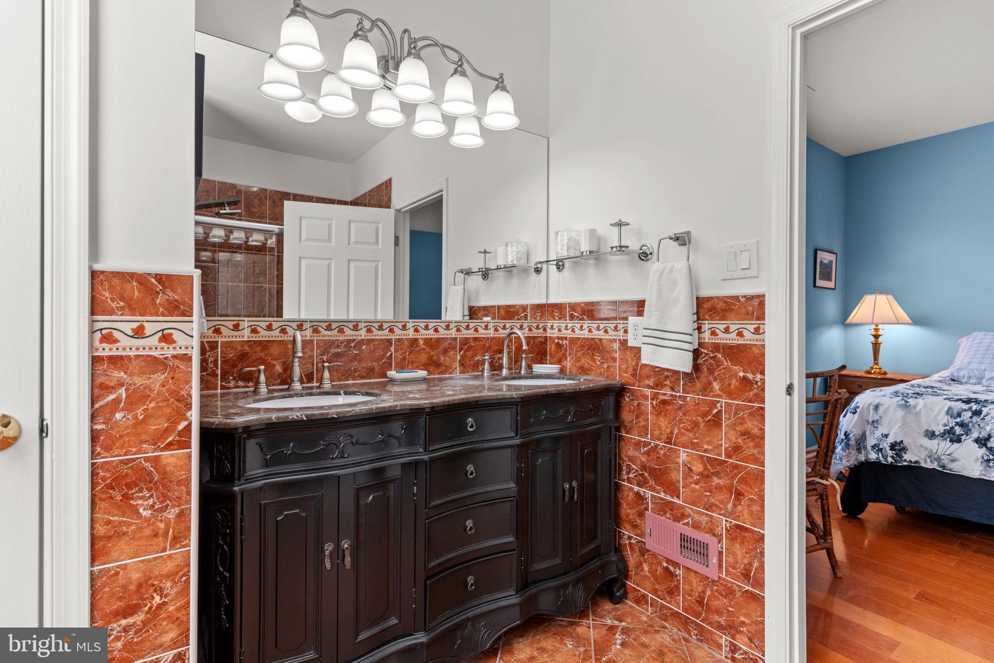 8 Bluebonnet Road Langhorne, PA 19047 - Photo 20 of 25 Primary Bathroom
