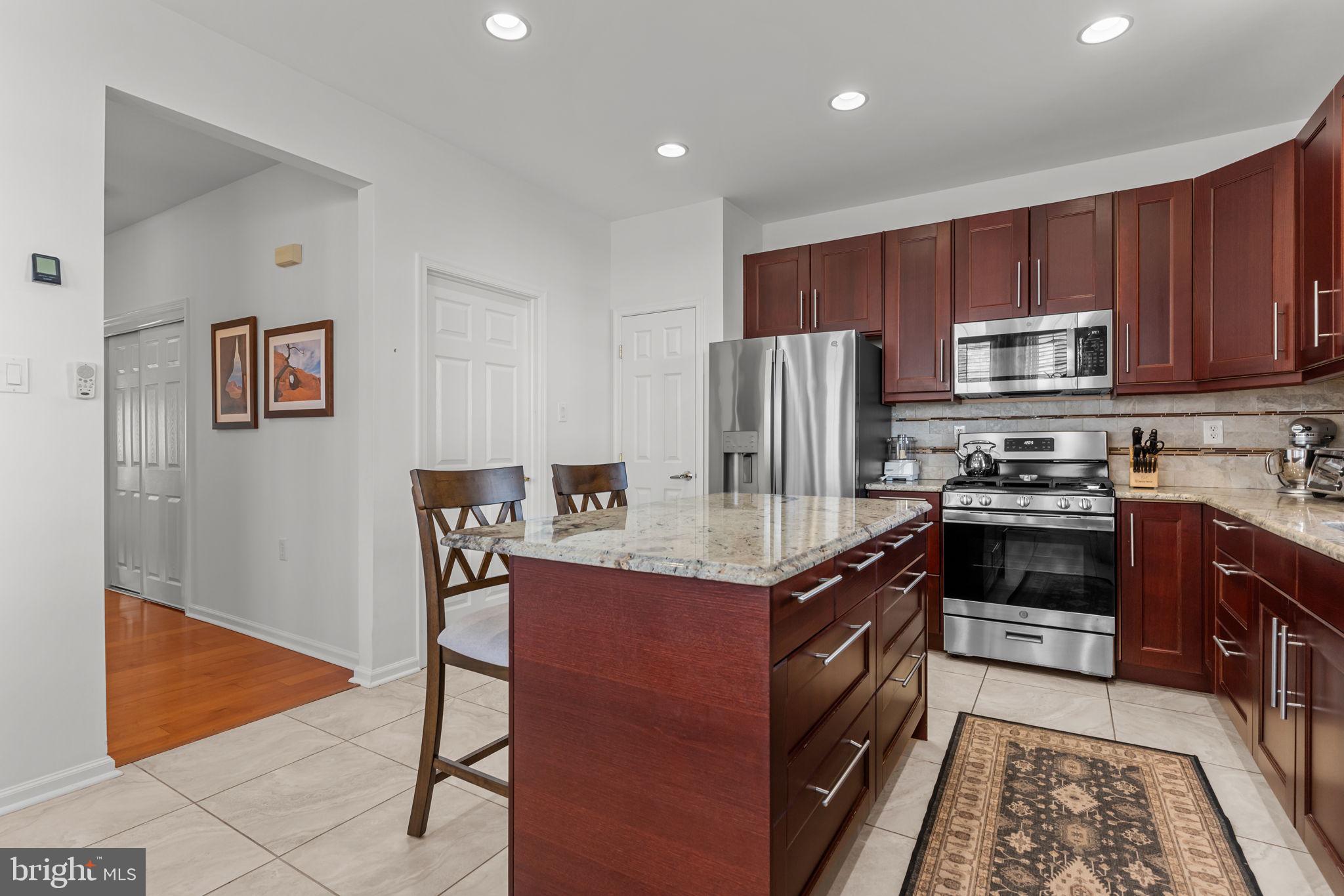 8 Bluebonnet Road Langhorne, PA 19047 - Photo 6 of 25 Gallery Image 6