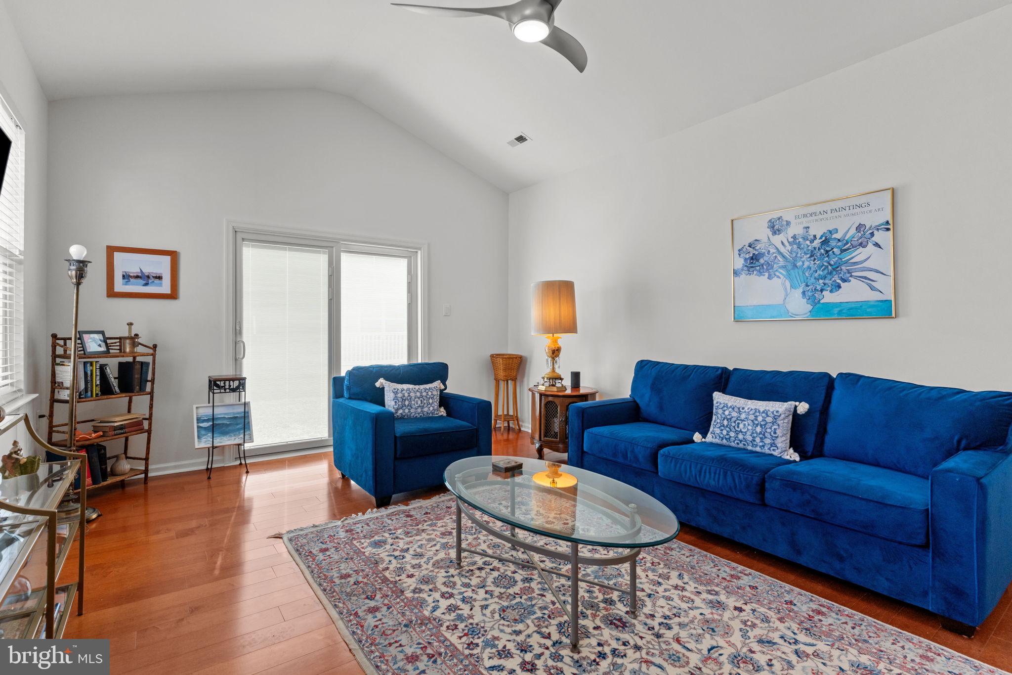 8 Bluebonnet Road Langhorne, PA 19047 - Photo 10 of 25 Living Room with Backyard Access